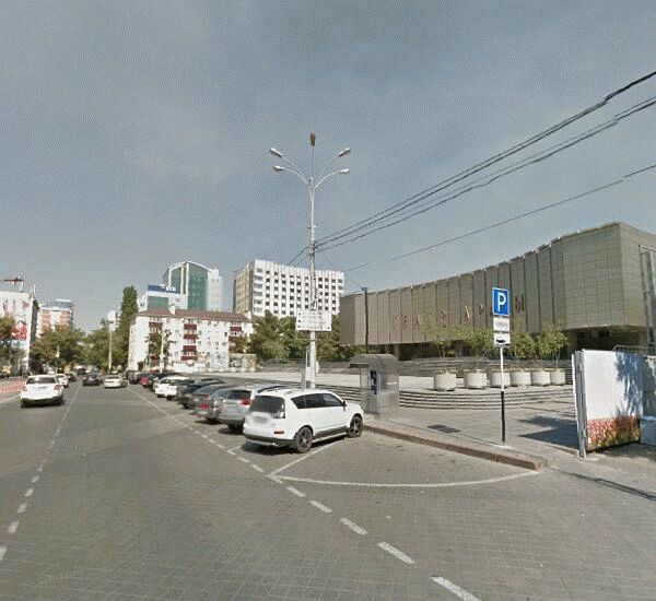 Банкомат Газпромбанка по адресу пр. Чекистов, д. 33, маг. «Магнит»