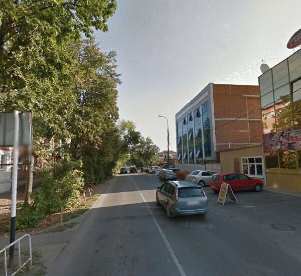 Банкомат Банка «ФК Открытие» по адресу ул. Красных Партизан, д. 163/1, салон сотовой связи «Связной»