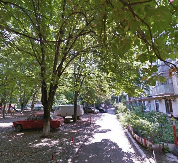 Отделение банка Ренессанс Кредит по адресу ул. Ставропольская, д. 83/Шевченко, д. 113. 