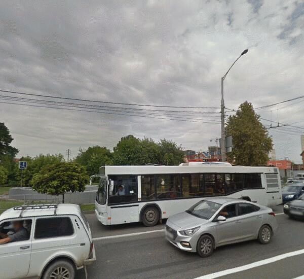 Отделение Сбербанка России по адресу ул. Селезнева,  136